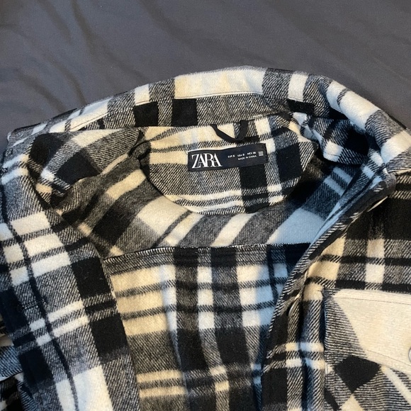 Zara coat black and white - Picture 3 of 3